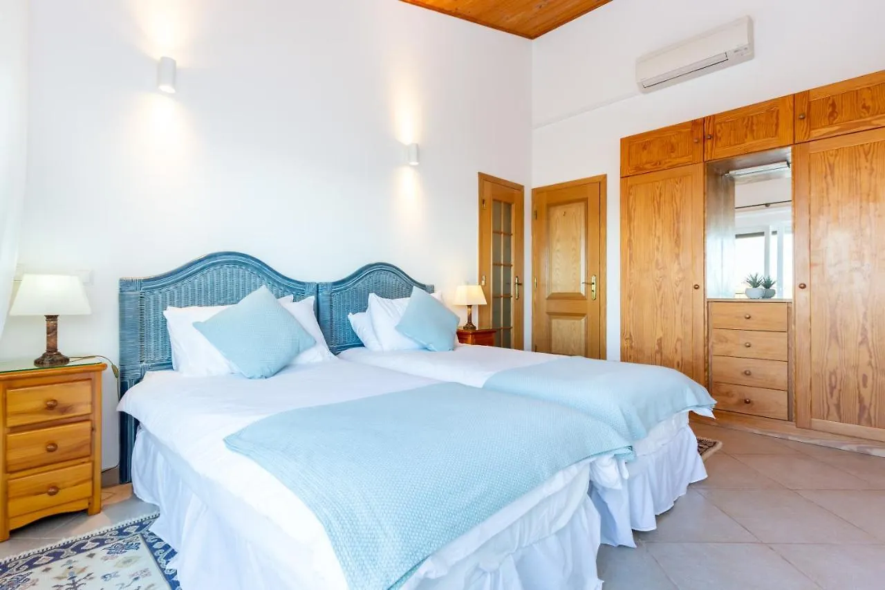 הוילה Senhora da Luz Casa Bom Porto 0*,  פורטוגל